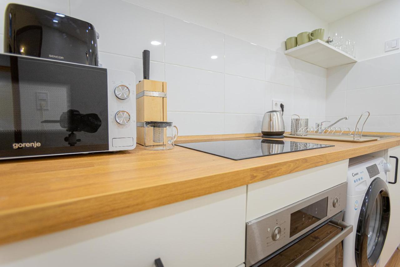 2 Bedroom Apartment In The Dob Street, Emerald ブダペスト エクステリア 写真